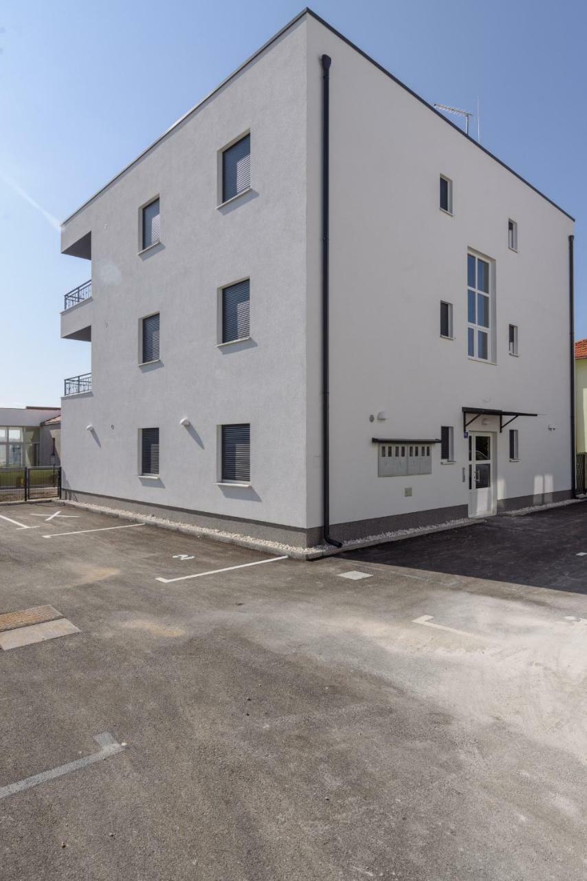 Luxury Apartman Ivana Trogir Eksteriør billede